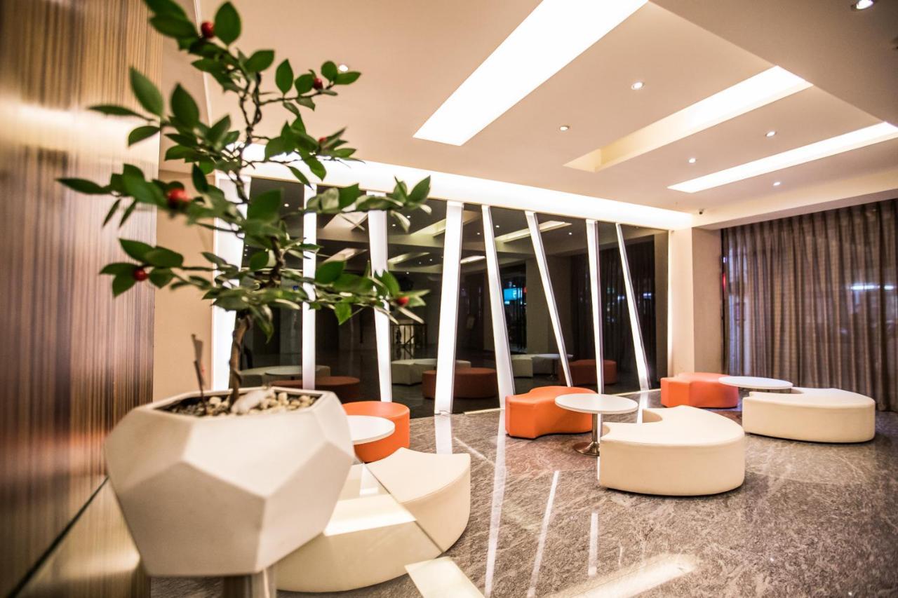 ซิตี้โฮเต็ล ไทเป Hotel ภายนอก รูปภาพ