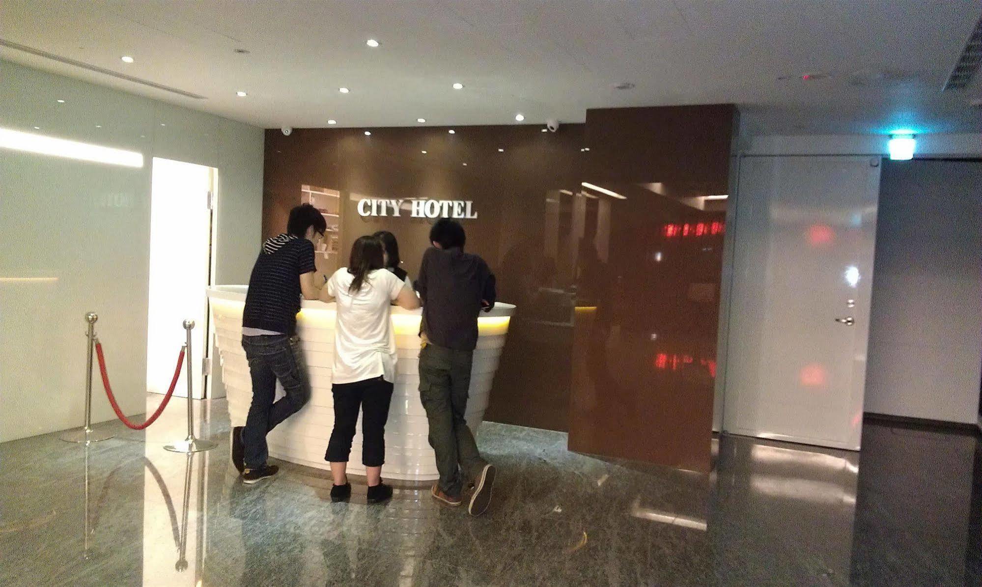 ซิตี้โฮเต็ล ไทเป Hotel ภายนอก รูปภาพ